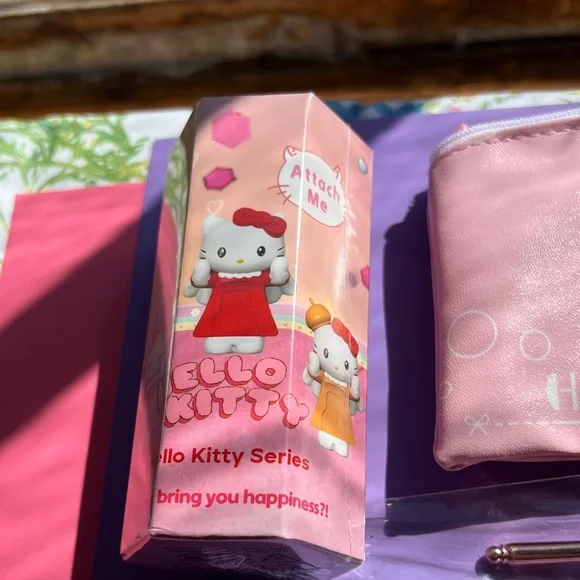 Hello Kitty Bundle - Picture 7 of 10